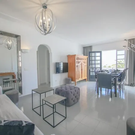 Vista Mar, 1 Bed In Los Pocillos With Seaviews Apartment *