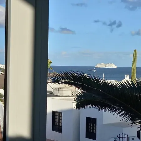 Vista Mar, 1 Bed In Los Pocillos With Seaviews * Puerto del Carmen (Lanzarote)